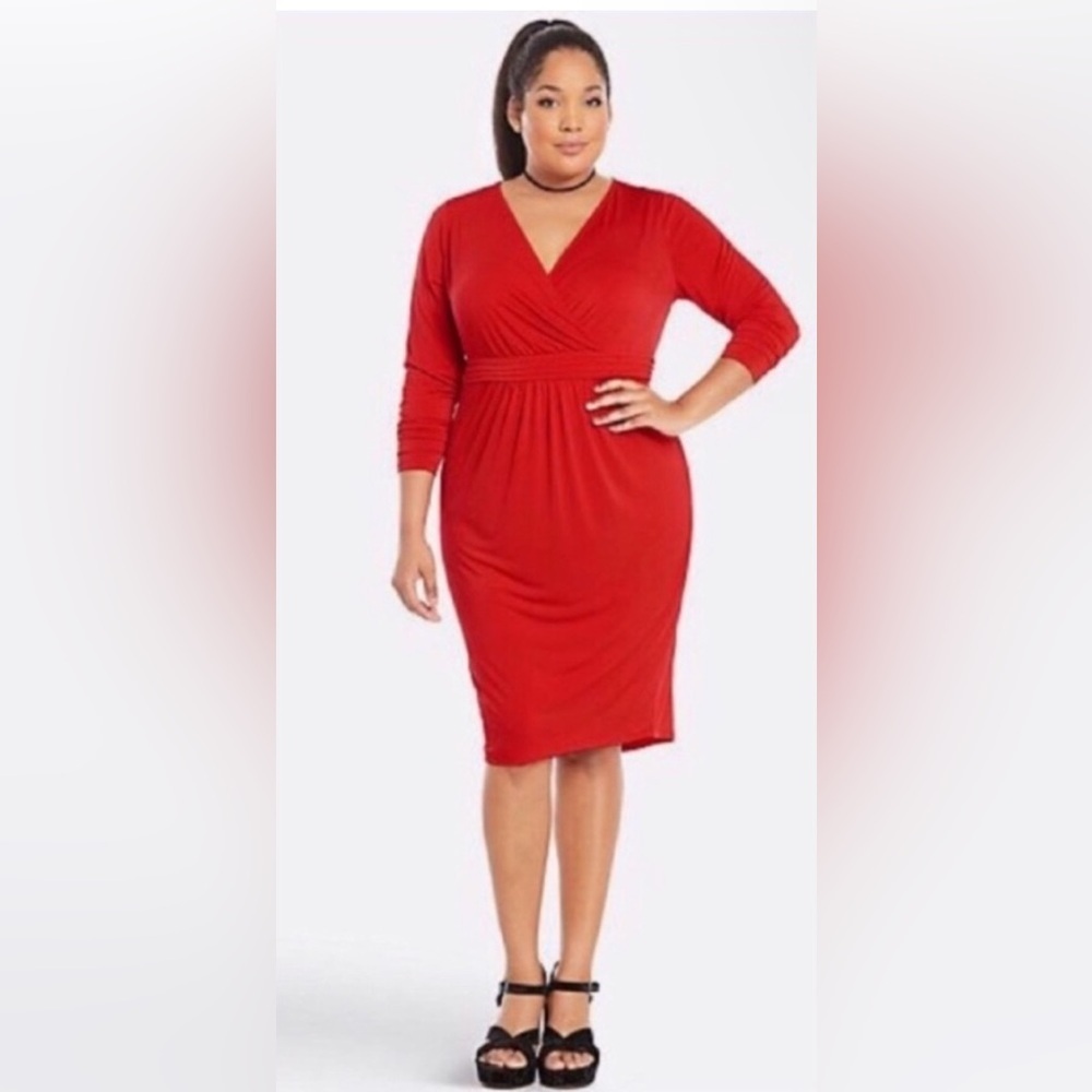 NWOT Torrid Red Shirred Front Bodycon V-Neck Dress 4X Women Holiday Christmas
